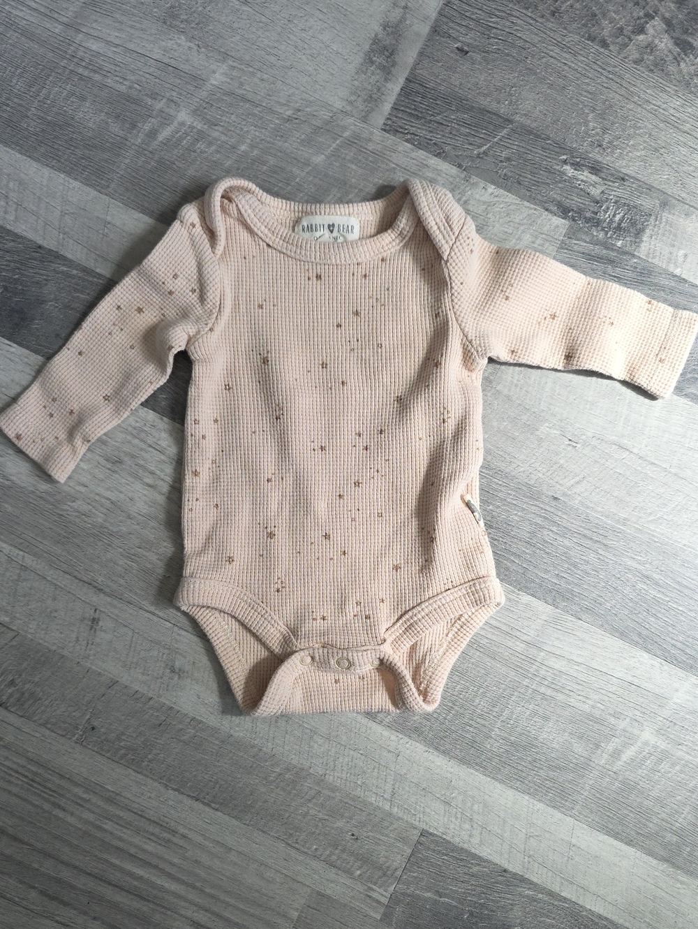 NWOT, Rabbit + Bear • Organic Cream Waffle Long Sleeve Onesie, 0-3 Months